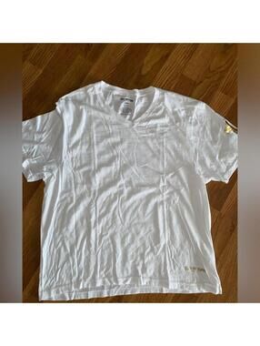 NWOT Men’s True Religion T-shirt